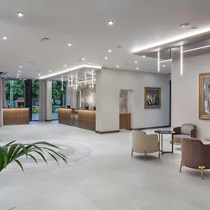 **** Otel Doubletree By Hilton Center Bulgaristan